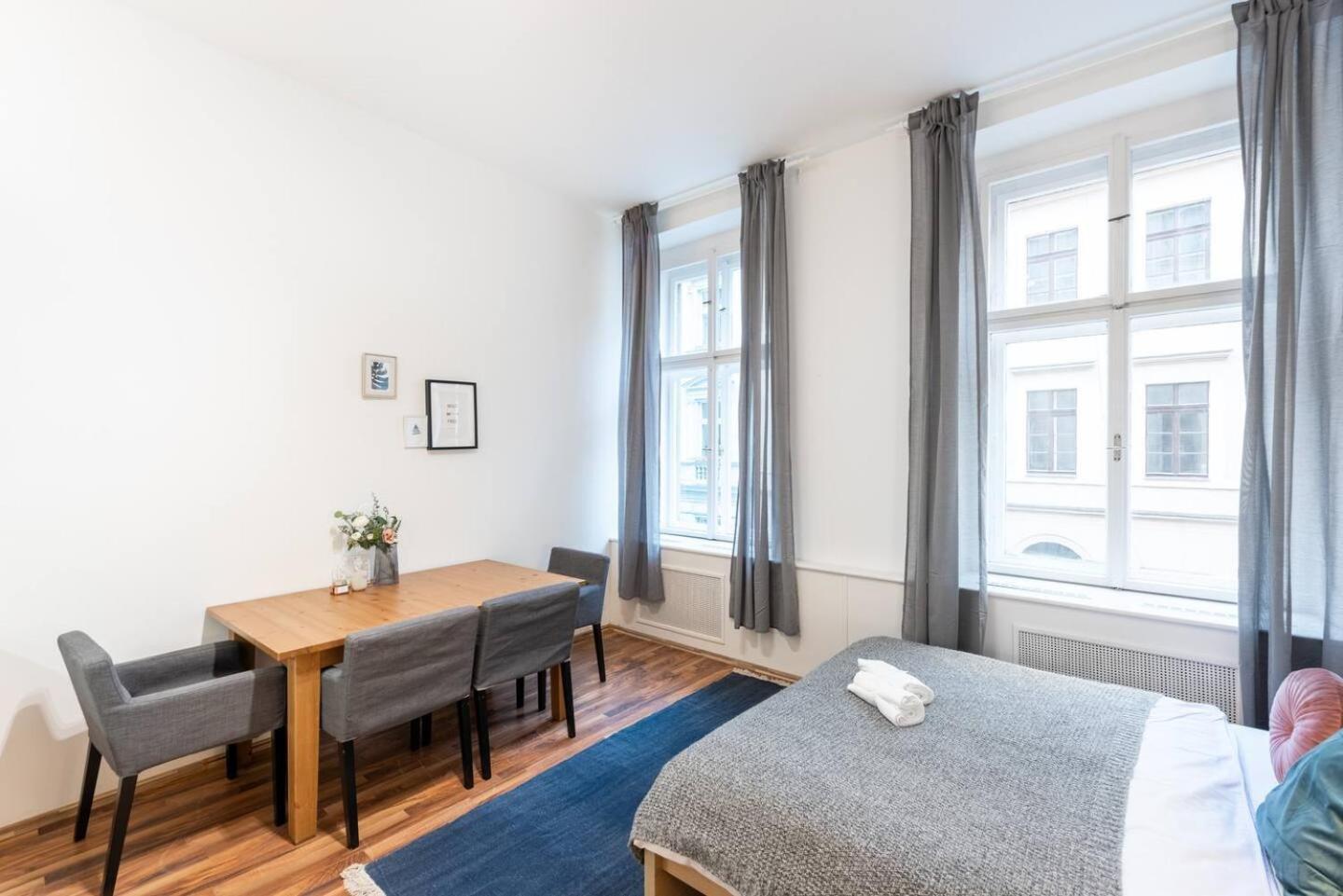 Daire Modern Loft Getaway Prag